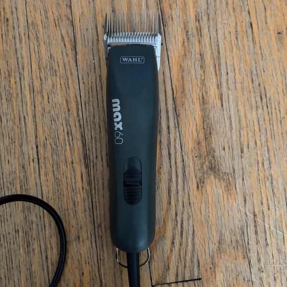 Wahl Other - Wahl Max 60 Model 8250L Professional Hair Clippers with Andis 5/8 HT 16mm Blade